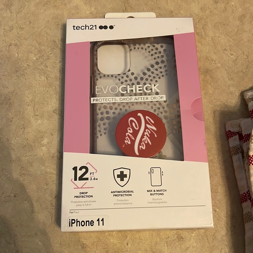 Tech21 iPhone 11 case NIB